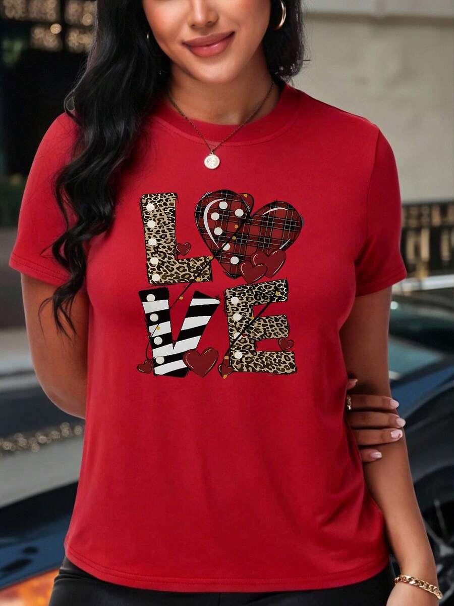 Women's Oversized Red Summer 2026 T-Shirt, Two Designs Available (Mixed Hearts And Cherries With Phrase). Loose-Fitting Youth T-Shirt With Heart And Cherry Prints, To Combine With Leggings Or Skinny Jeans. - YH637-紅色 - 查看 1