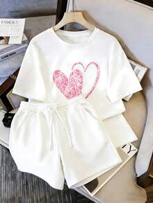 Conjunto de dos piezas para mujer: camiseta blanca de cuello redondo y shorts, con estampado de dos corazones rosados con textura de purpurina, estilo dulce - Camiseta blanca + pantalones cortos blancos - Ver 6