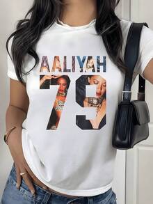 Número 79 con figuras femeninas que evocan fuerza confianza y libertad reflejando energía moderna en tonos contrastantes camiseta de mujer casual cómoda para uso diario y salida elegante - Blanco - Ver 8