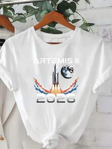 Limited Time Offer, Limited Quantities, Flash ! Women's Casual Shirts, Women's Polyester T-Shirts, Stylish Shirts. Artemis II 2026 Lunar Mission Themed Printed T-Shirt: Women's Casual Short-Sleeve Crew Neck Top, Soft Fabric, Loose Fit, A Must-Have For Spring And Summer. - 白色 - 查看 1