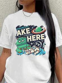 Polyester Short-Sleeved T-Shirt With A Fun Space-Themed Design. Lightweight And Durable, Suitable For Casual Wear At Home, In The Office, Or At A Restaurant, Offering Both Everyday Comfort And Style. Women's Blouses > Clothing - 白色 - 查看 1