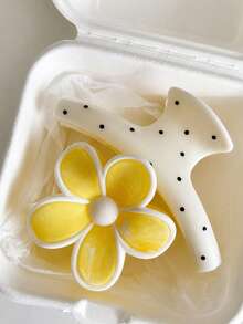 2pcs/Set Women's ABS White Polka Dot Hair Claw Clips And Yellow Floral Wave Hair Clips, Fashion Versatile Elegant Minimalist Solid Color Hair Claws, Suitable For Daily, Casual, Party, Beach, Vacation, Hairstyling, Face/Hair Washing, Makeup, Outfit Accessories, Autumn/Winter/Spring/Summer - Multicolor - View 7
