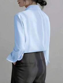 Camisa de manga larga de unicolor elegante para mujer - Blusa de cuello clásico no transparente, tela premium para primavera, verano y otoño, versátil para uso casual y profesional, lavable a máquina/limpieza en seco, diseño estilizado, textura refinada - azul cielo - Ver 4