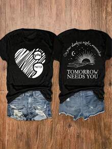 Camiseta Deportiva Casual para Mujer en Negro con Texto y Diseños Blancos - Camiseta Elástica de Cuello Redondo, Lavable aáquina, Ajuste Cómodo y Perfecta para Todas las Estaciones, para un Look Casual y Moderno. - Negro - Ver 1
