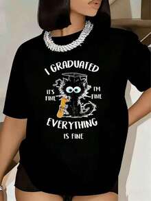 Women's T-Shirt With Graduation Print "Black Cat Graduation I Graduated Its Fine Im Fine Everything Is Fine", Short Sleeve, Round Neck, Casual Style For Graduation Party, College Celebration, Basic Blouse For Women, Women's Blouse, Urban Style T-Shirt, Casual T-Shirt For Festivals And Daily Wear. - 黑色 - 查看 1