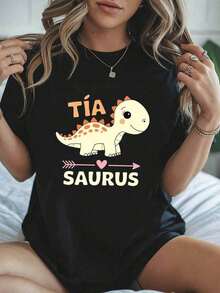 Under The Radar 1pc Soft Fabric Plus Size, Women's Plus Size T-Shirt With Graphic Print TIA SAURUS - Funny Dinosaur That Says "Tía Saurus" In Spanish, Black With Orange Letters And Cute Dinosaur Design, Short Sleeve, Crew Neck, Casual Summer And Spring Top For Casual Outfits, Theme Parties And Gifts 100% Cotton 100% Cotton - Vintage Street Style Unisex Loose Cotton Short Sleeve Crew Neck T-Shirt - 黑色 - 查看 1