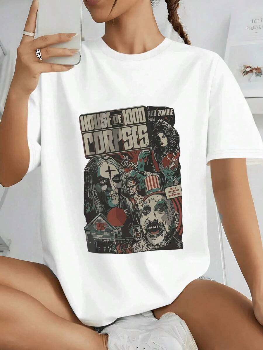 Women's T-Shirt With Vintage Horror Comic Art Retro Design Showing A Haunted House Night Scene With Spooky Carnival Characters, 100% Cotton, Retro Casual Clothing. - 白色 - 查看 1