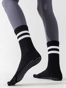 1/5 Pairs Random Women Colorful Stripe Anti-Slip Soft Yoga Pilates Running Fitness Sports Five Toe Mid-Calf Socks - Multicolor - View 7