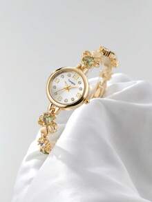 1 buah Jam Tangan Wanita Elegan dan Serbaguna dengan Mesin Quartz, Cocok untuk Pemakaian Sehari-hari - Perak - View 3