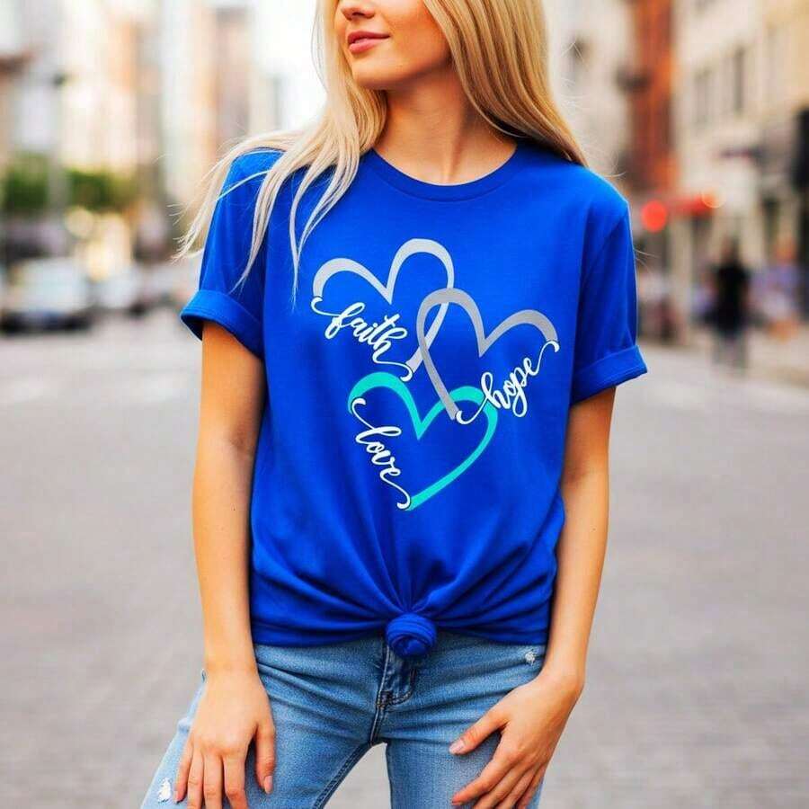 Women's Cotton T-Shirt With A Graphic Print Of Faith, Hope, And Love, Short Sleeve, Crew Neck, Casual Style, Sizes S-5XL, Loose Fit Summer T-Shirt, Inspirational Religious Heart Design, Soft And Comfortable For Everyday Wear. Ideal Gift. - 藍色 - 查看 1