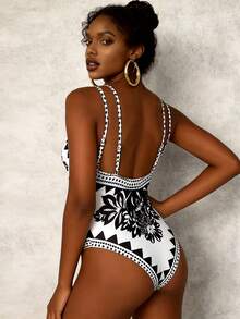 Baju Renang One-Piece Motif Bunga Seksi Tanpa Punggung Gaya Bohemian, Cocok untuk Liburan Pantai di Musim Panas, Warna Hitam - Hitam - View 2