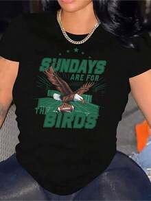 Camiseta de manga corta para mujer con estampado creativo de águila, letra y balón de fútbol, estilo casual y deportivo, cómoda para el verano y vacaciones. Camiseta de algodón, regalo ideal. - Negro - Ver 1