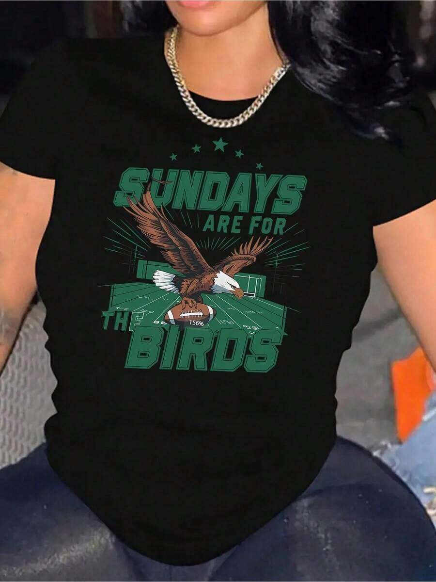 Camiseta de manga corta para mujer con estampado creativo de águila, letra y balón de fútbol, estilo casual y deportivo, cómoda para el verano y vacaciones. Camiseta de algodón, regalo ideal. - Negro - Ver 1