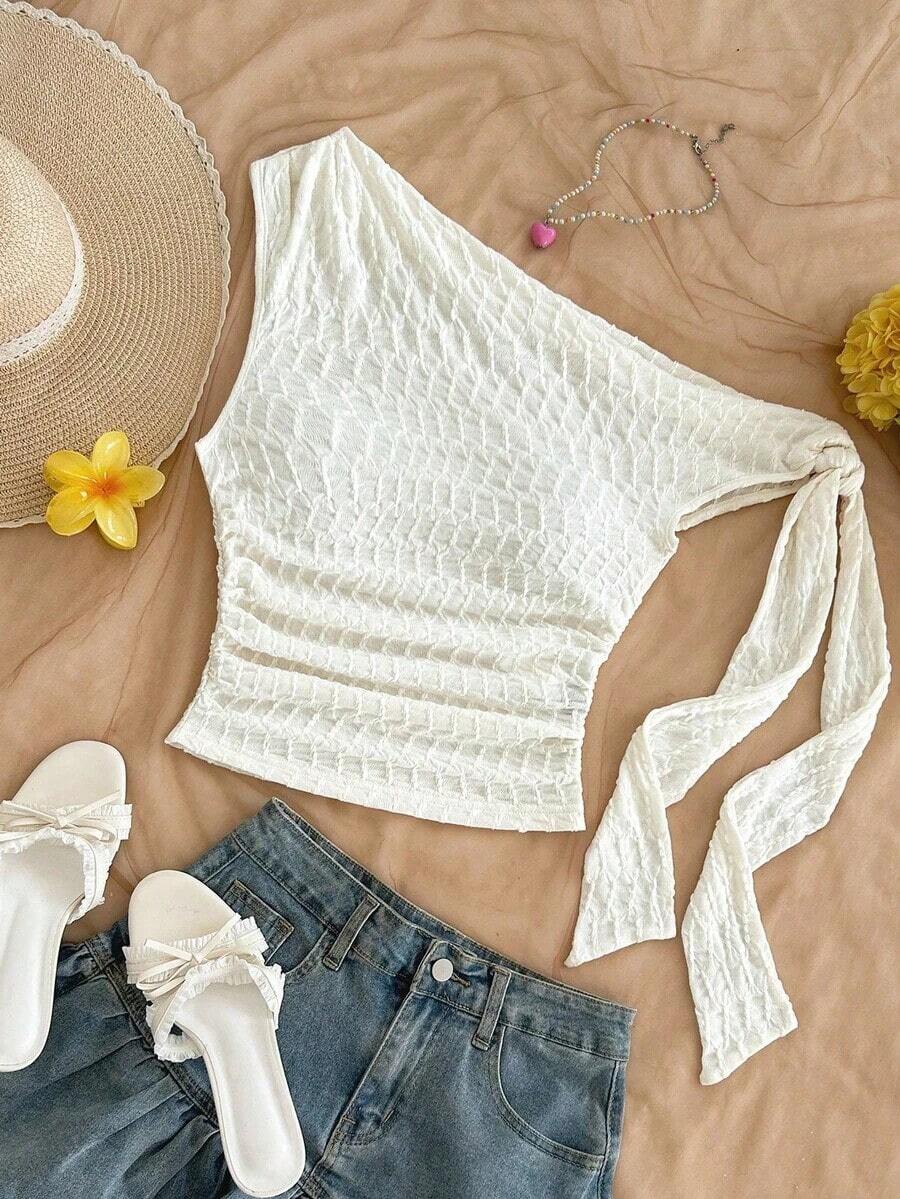 Top ajustado de mujer de hombros asimétricos con tirantes de amarre en color amarillo pálido, adecuado para fiesta, vacaciones, festival de música, estilo bohemio, cita de vacaciones, té de la tarde - Blanco 2 - Ver 1