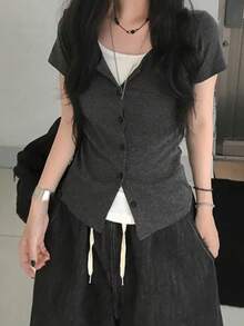 韓式簡約校園風對比色圓領修身 2 合 1 翻領短袖 T-shirt 上衣 女款休閒夏季 Clean Girl 風格 - 灰色 - 查看 11