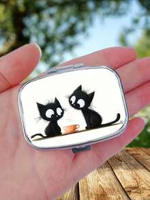 Caja de pastillas con forma de gato lindo con 2 compartimentos, caja de almacenamiento de medicamentos de metal portátil y duradera, adecuada para vitaminas y suplementos, caja dispensadora mini, caja de almacenamiento de 2 ranuras, caja de almacenamiento portátil para el hogar, caja de pastillas cuadrada - Multicolor - Ver 8