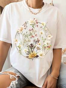 Women's T-Shirts With A Circular Floral Print, Casual Summer T-Shirt For Nature Lovers, Boho Style, Graphic T-Shirt With A Vintage Floral And Berry Design, Perfect For Spring And Summer Outfits. Blouses For Women. - 白色 - 查看 7