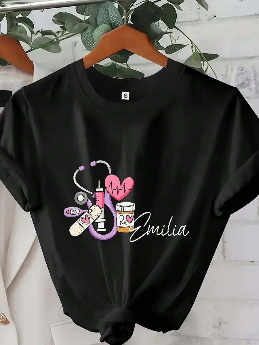 Personalized Nurse T-Shirt, Nurse T-Shirt With Heart, Custom Nurse T-Shirt, Gift For Nursing Graduates, Nursing T-Shirt, Gifts For Nurses, T-Shirt For Nurses Week - 黑色 - 查看 1
