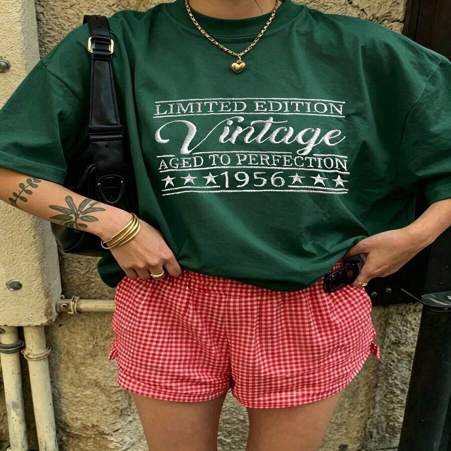Heartfelt Vintage Graphic T-Shirt 100% Cotton Oversized Soft Breathable Casual Crewneck Short Sleeve Top Daily Casual Retro Vibe Aesthetic Daily Red Gingham Shorts For Casual Wearers Fashion Lovers Daily Outfit Enthusiasts Gift Givers - 綠色 - 查看 1
