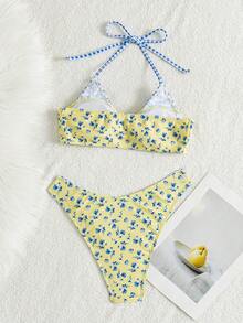 Bộ bikini hai mảnh kẻ caro và hoa nhí dễ thương, thoải mái, thích hợp cho kỳ nghỉ hè ở bãi biển. - Nền vàng với hoa màu xanh dương - Xem 4