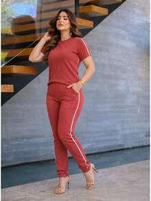 Women's Burgundy Urban 2-Piece Set, Casual And Sophisticated, Pleated Blouse, Comfortable Striped Fleece Pants, Spring/Summer 2026 Fashion, High-Style Loungewear - 紅陶 - 查看 2