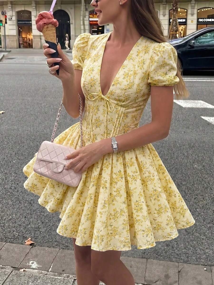 Elio Closet 女士夏季法式里维埃拉学院风褶皱公主裙，花园油画数码印花迷你连衣裙，适合情人节、婚礼、派对、节日、毕业典礼、花园度假等场合。 - 彩色 - 查看 1
