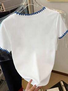 Camiseta de mujer de manga corta a rayas de colores vintage, top casual de cuello redondo para el verano - Blanco - Ver 2