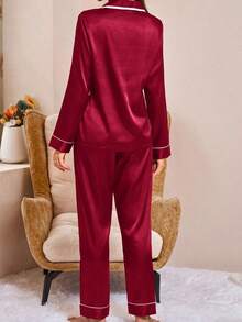 Moireta Conjunto de pijama de top de satén con cuello de solapa y botones con ribete de contraste y pantalones, detalles acogedores y elegantes, ropa de otoño e invierno - Burdeos - Ver 2