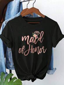 Camiseta personalizada para dama de honor con un toque ceremonial especial, estampada con el diseño "Dama de Honor", camiseta de primavera/verano para mujer en tallas grandes. Adecuada para preparativos de boda, eventos del grupo de damas de honor y para expresar el orgullo de ser dama de honor. De manga corta, ideal para el uso diario en la calle y para crear un ambiente elegante. - Negro - Ver 7