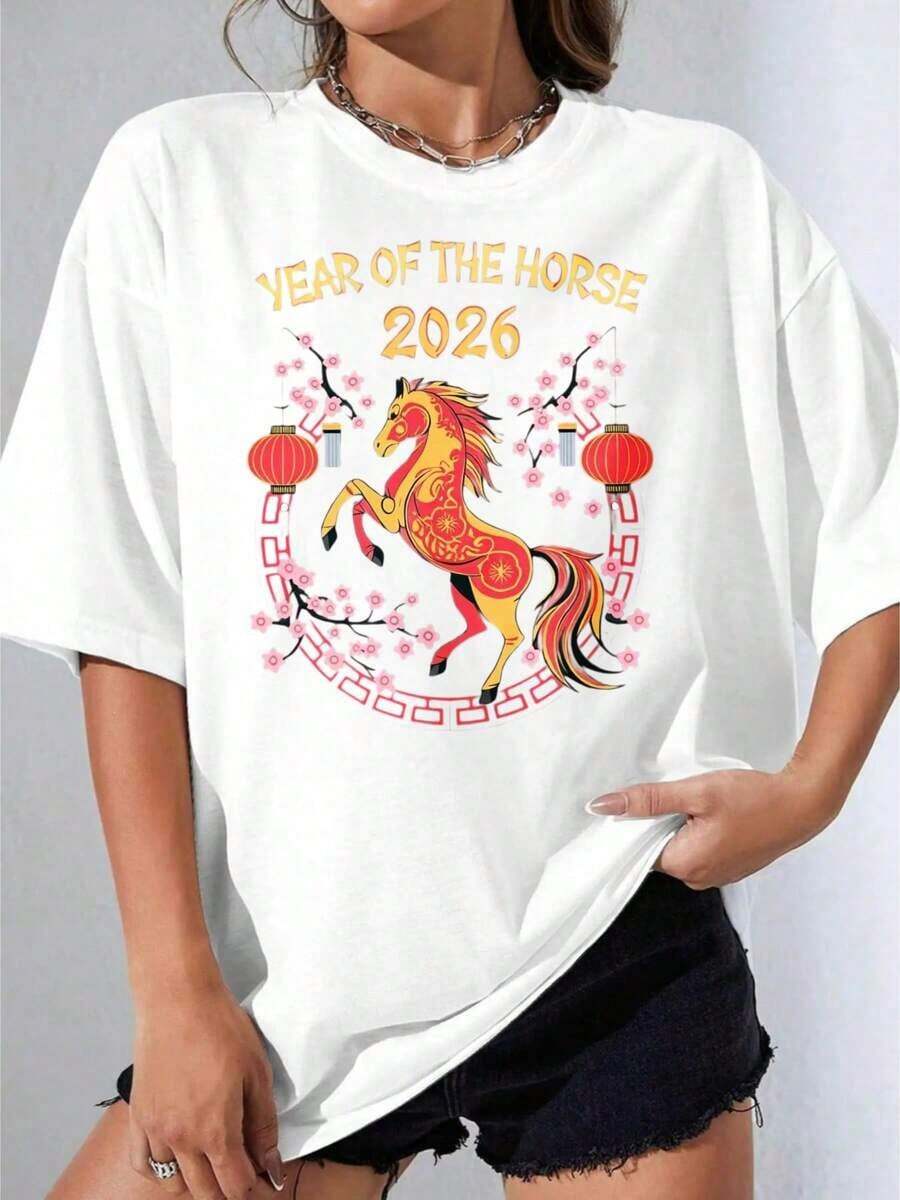 Women's T-Shirt Gift Set, Casual Short Sleeve Party T-Shirt, Oversized White T-Shirt With 2026 Year Of The Horse Design, Chinese Zodiac, Horse, Cherry Blossoms And Lanterns For Casual Wear And Festive Celebrations, Soft - 白色 - 查看 1