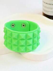 Aksesori Pasangan Baru, Gelang Silikon Piramida Punk Populer Eropa dan Amerika, Gelang yang Dipersonalisasi - Lime Green - View 5
