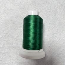 Sanbest 1卷120D/2涤纶绣花线 - 39种鲜艳颜色可选，1000米/卷，适用于Brother、Babylock、Janome、Singer、Pfaff、Bernina、Brother等缝纫机品牌 - 彩色 - 查看 32