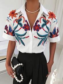 Camisa de mujer de manga corta con tela tejida de color blanco, con estampado bordado floral, estilo retro cheongsam, camisa de verano estampada, blusa de verano - Multicolor - Ver 3