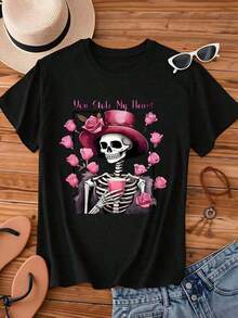 Camiseta de Mujer con Diseño de Esqueleto 'You Are My Heart' con Sombrero de Rosa y Taza, Camiseta Gráfica de Moda, Estilo Gótico, Súper Linda y Gráfica para Mujer! Suave, ligero y perfecto para el uso diario. Este elegante top añade un toque divertido y a la moda a cualquier atuendo informal. ¡Ideal para combinar con jeans, shorts o faldas para un look dulce y elegante! Ropa de verano fresca para mujer. - Negro - Ver 4