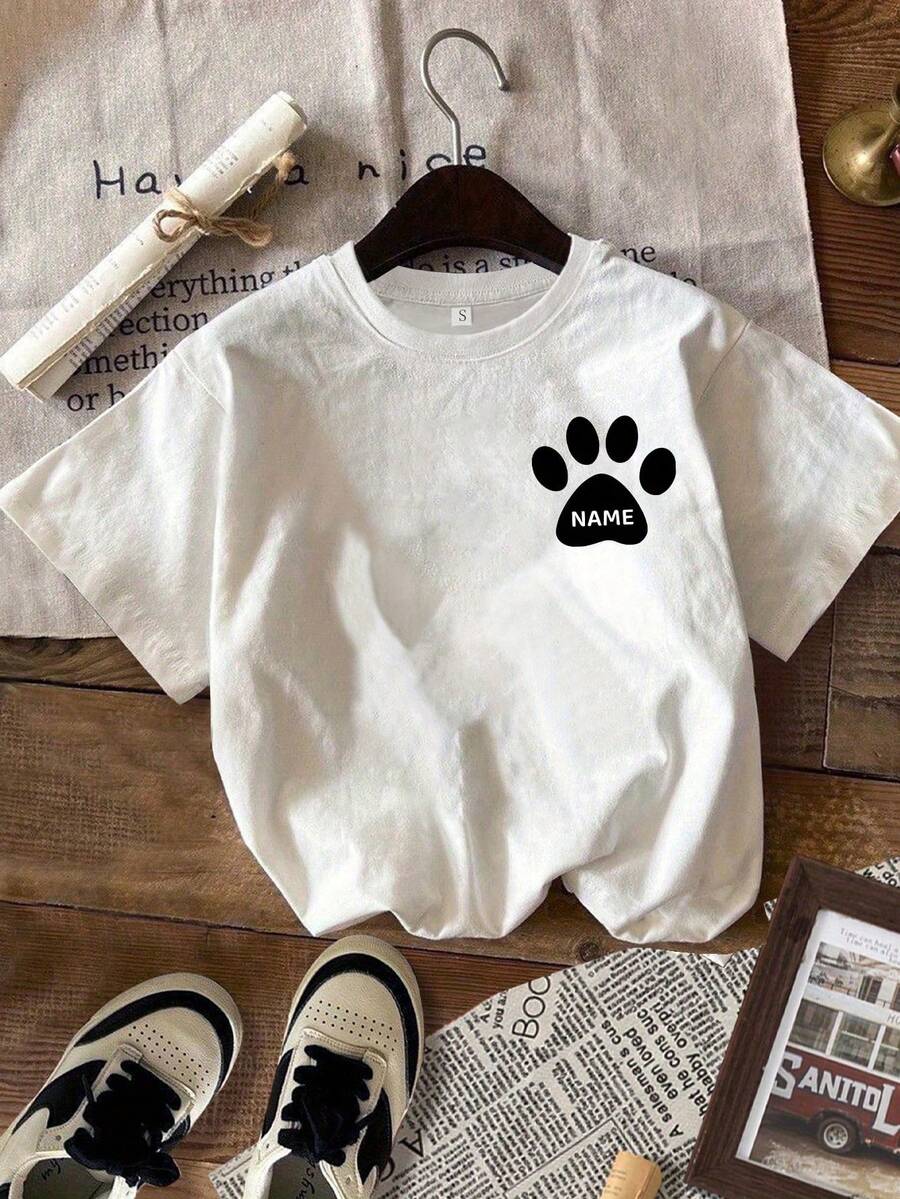 Personalized Dog Mom T-Shirts, Dog Paw Print T-Shirts, Dog Mom, Pocket Paw Print T-Shirt, Personalized Dog Mom T-Shirt, Gifts For Dog Moms, T-Shirt For Dog Lovers, Dog T-Shirts - 白色的 - 查看 1