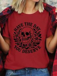 Camiseta de algodón de estilo casual para mujer, de manga corta, con estampado de calaveras y flores, cuello redondo, lavable, cómoda, suave, adecuada para todas las estaciones. Ropa casual holgada para mujer, adecuada para uso diario, sencilla y versátil, para fiestas, citas, regalos, vacaciones y viajes, 1 pieza. Estilo versátil adecuado para el verano. - Rojo - Ver 1
