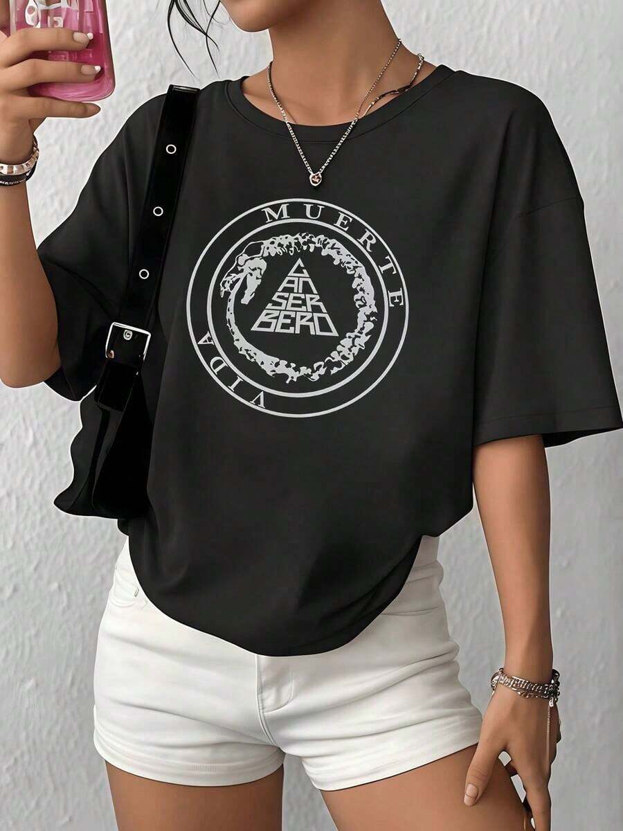 100% Cotton. The Print Features A Circle Symbolizing The Eternal Cycle Of Life And Death, With A Figure Representing Human Duality. Women's 100% Cotton Soft And Durable T-Shirt, Perfect For Everyday Wear. Women's Simple Solid Color T-Shirt, Loose And Slim Fit Casual Short Sleeve - 黑色 - 查看 1