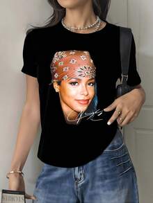 Artistic Figure Showing A Face With A Red Scarf Full Of White Symbols Evoking Freedom And Feminine Strength With Soft Modern Details, Women's T-Shirt For Everyday And Casual Elegant Wear - 黑色 - 查看 8