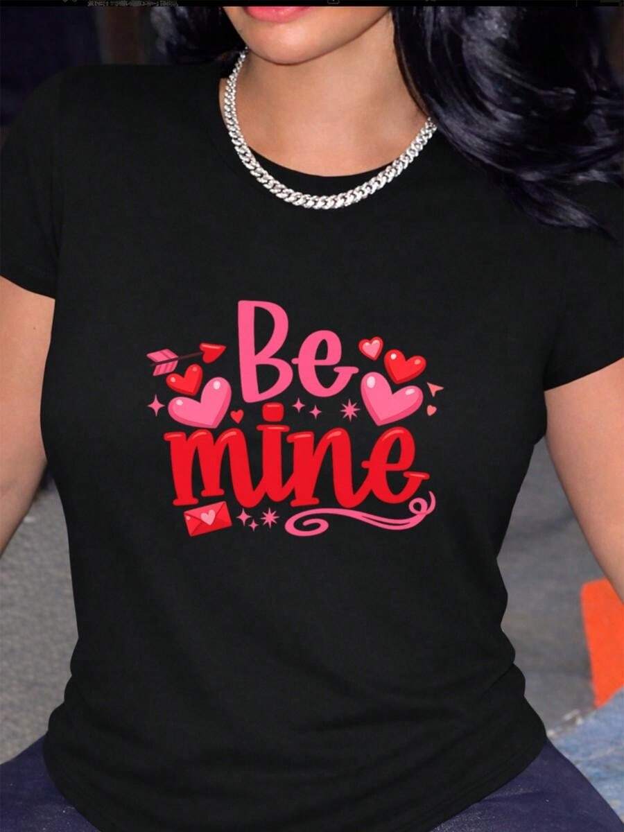 1 pieza de playera de manga corta 100% algodón, cuello redondo casual con estampado, fondo negro y dise?o geométrico en forma de corazón rosa y rojo, manga corta transpirable para uso diario - Negro - Ver 1