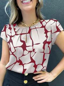 Blusa casual estampada para mujer, de cuello redondo, manga corta, corte holgado con detalle de busto plisado, adecuada para uso casual de fin de semana en verano - Burdeos - Ver 4