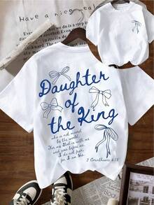 Camiseta de mujer con estampado de lazo azul y letras Daughter of King en transferenciaérmica, versículo bíblico, estilo dulce, manga corta holgada y casual - Blanco - Ver 5
