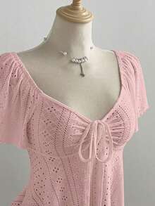 Blusa casual y versátil para mujer de estilo francés, de punto blanco con jacquard, cuello en V con cordón, manga corta y ajuste ceñido - Rosa - Ver 5