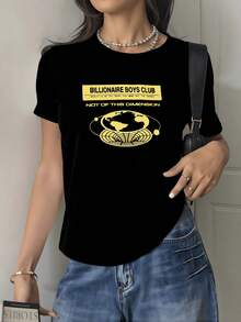 A Figure Of A Planet Surrounded By Golden Orbits Representing Universal Connection And Cosmic Energy, Conveying A Sense Of Expansion And Open-Mindedness. A Modern, Casual Women's T-Shirt For Comfortable And Stylish Everyday Wear. - 黑色 - 查看 8