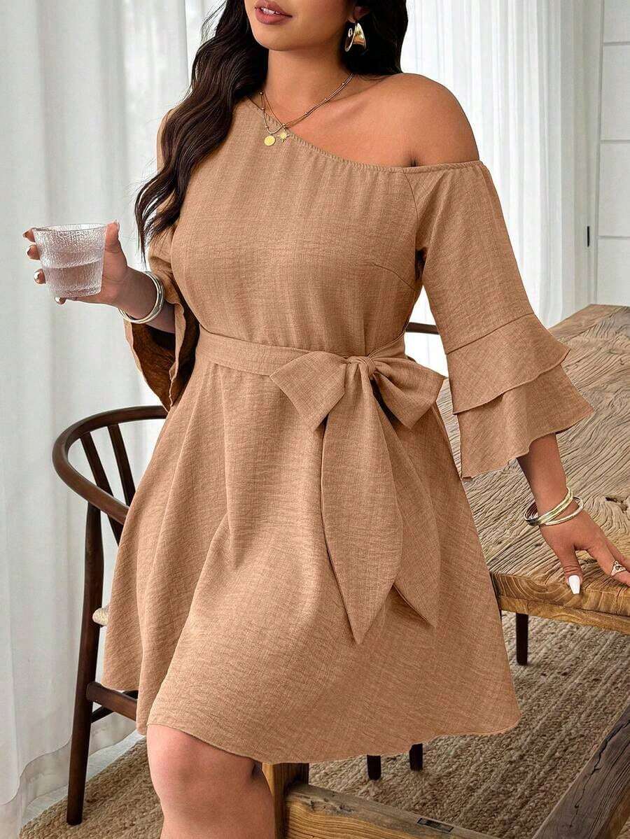 Weeklong Vestido bohemio de vacaciones mini con cuello asimétrico, manga con volantes y estampado floral naranja para tallas grandes - Marrón - Ver 1
