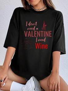 Valentine's Day T-Shirt For Wine Lovers With Graphic Print, Casual Crew Neck, Short Sleeve For Women, Red And Pink Typographic Design With Wine Bottle, Glass And Toasting Glasses, Romantic And Humorous Top, Perfect For Date Nights Or Parties, 180g Cotton Blend Fabric, Comfortable Fit For Everyday Wear. - 黑色 - 查看 1