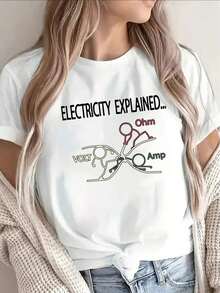 Under The Radar Lightweight Short-Sleeve T-Shirt Designed For Science Lovers, With A Design Explaining Electricity. Perfect For Casual Outings At Home Or Work, It Features Diagrams Of Volts, Ohms, And Amps. It Offers A Comfortable Fit: A Unisex Short-Sleeve Crew Neck T-Shirt Made Of Loose-Fitting Cotton With An Urban Vintage Style. - 白色 - 查看 7