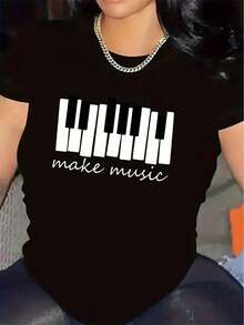 Under The RadarA Piano Key Design T-Shirt, Perfect For Music Enthusiasts. It's Durable And Comfortable, Making It Suitable For Home, Office, Or Studio. This Graphic Tee Is Ideal For Everyday Wear, Made From A Soft, Lightweight Cotton Fabric With An Urban Vintage Style. Unisex, Short-Sleeved, Crew Neck. - 黑色 - 查看 7