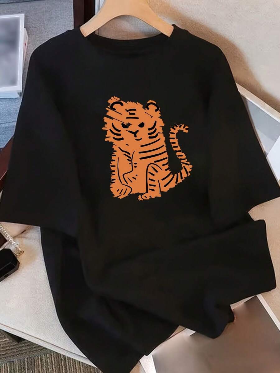Camiseta de manga corta de algodón puro para mujer con estampado de diseño único, nuevo estilo de verano 2026, corte holgado, top adelgazante para estudiantes. Traje de fiesta elegante,T-shirt para damas elegantes,Blusas adecuadas para mujeres con curvas,Faldas de graduación,Ropa casual Estampado de animales adorables,Estampado de letras divertidas - Negro - Ver 1