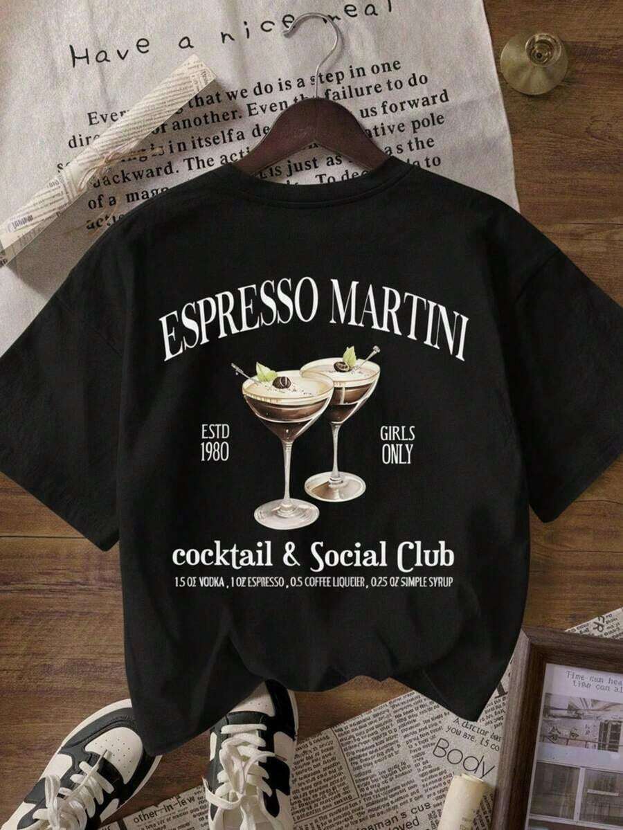 This Retro-Style Casual T-Shirt For Women Features A Colorful Letter Print, A Relaxed Fit, And A Crew Neck With Short Sleeves, Making It An Ideal Choice For Everyday Wear In Spring And Summer. Limited Time Offer, Limited Quantities Available, Flash ! Women's Casual Shirts, Women's T-Shirts > Polyester, Stylish - 黑色 - 查看 1