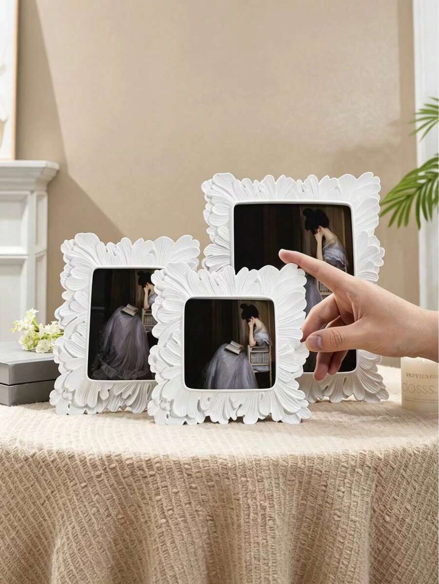 Handmade Resin Faux Palm Leaf Design, Elegant Retro Style Home Decor, Holiday Gift, Christmas Gift, Wedding Bride Gift - Decorative Photo Frame - View 1